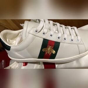 Women's Gucci Ace Sneakers